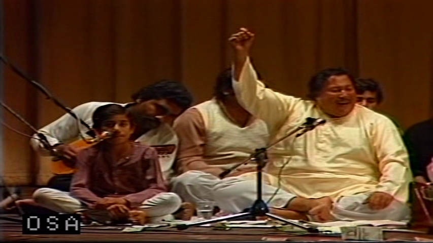 vlcsnap-2012-10-05-23h03m57s175